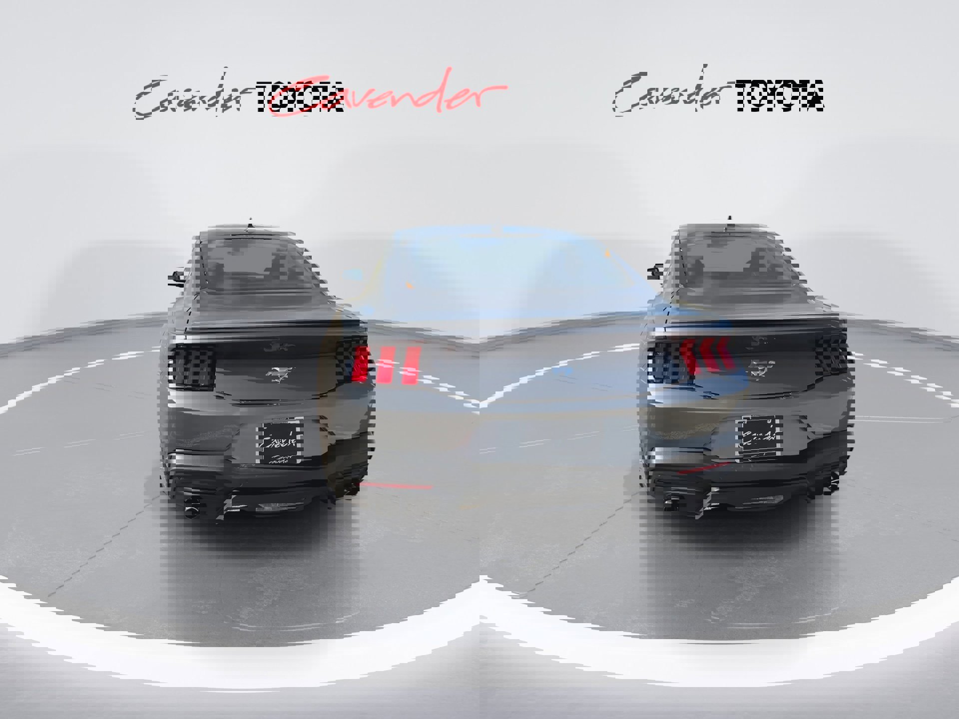 Used 2025 Ford Mustang Premium image 7