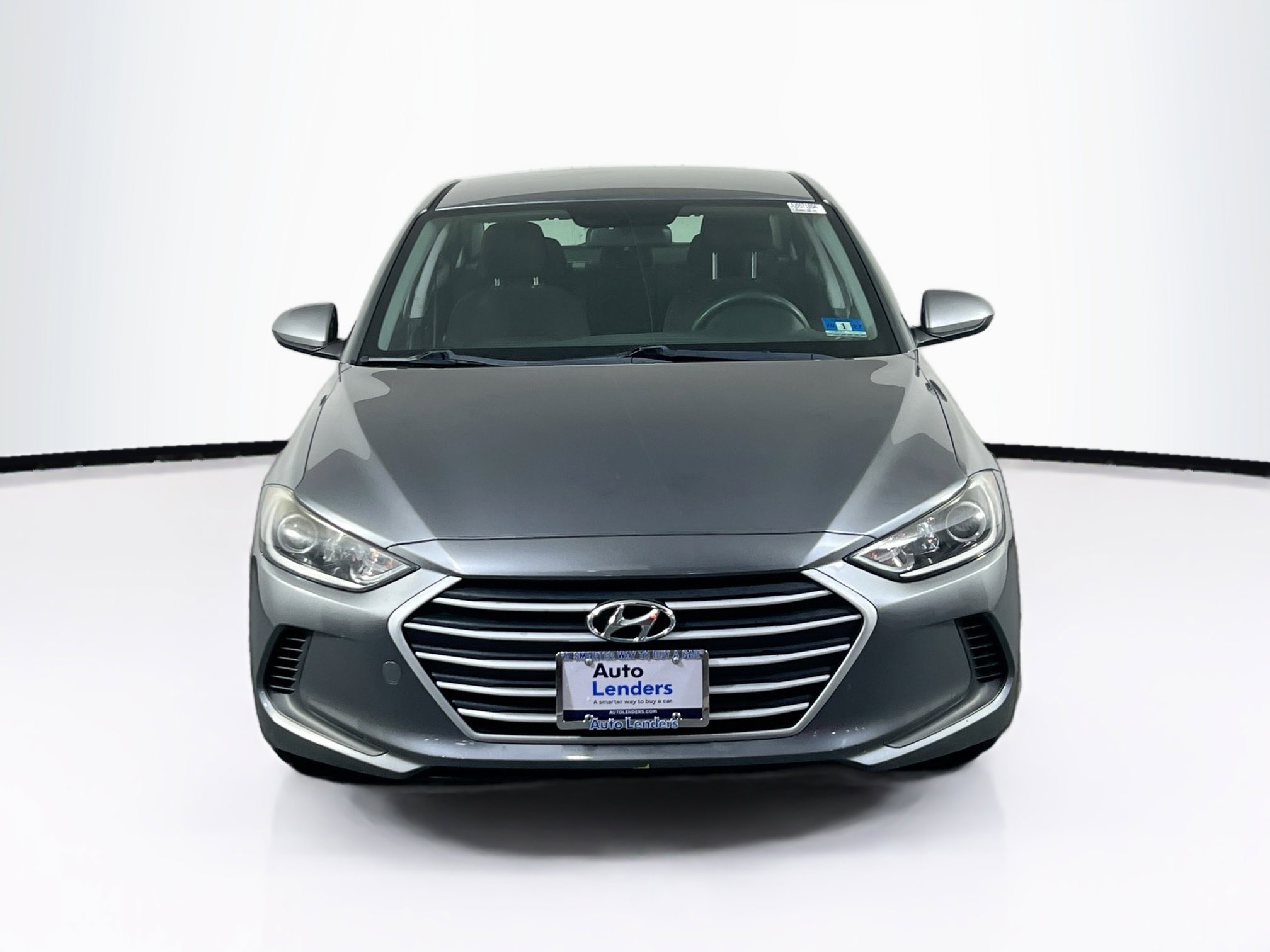 Used 2018 Hyundai Elantra SEL image 2