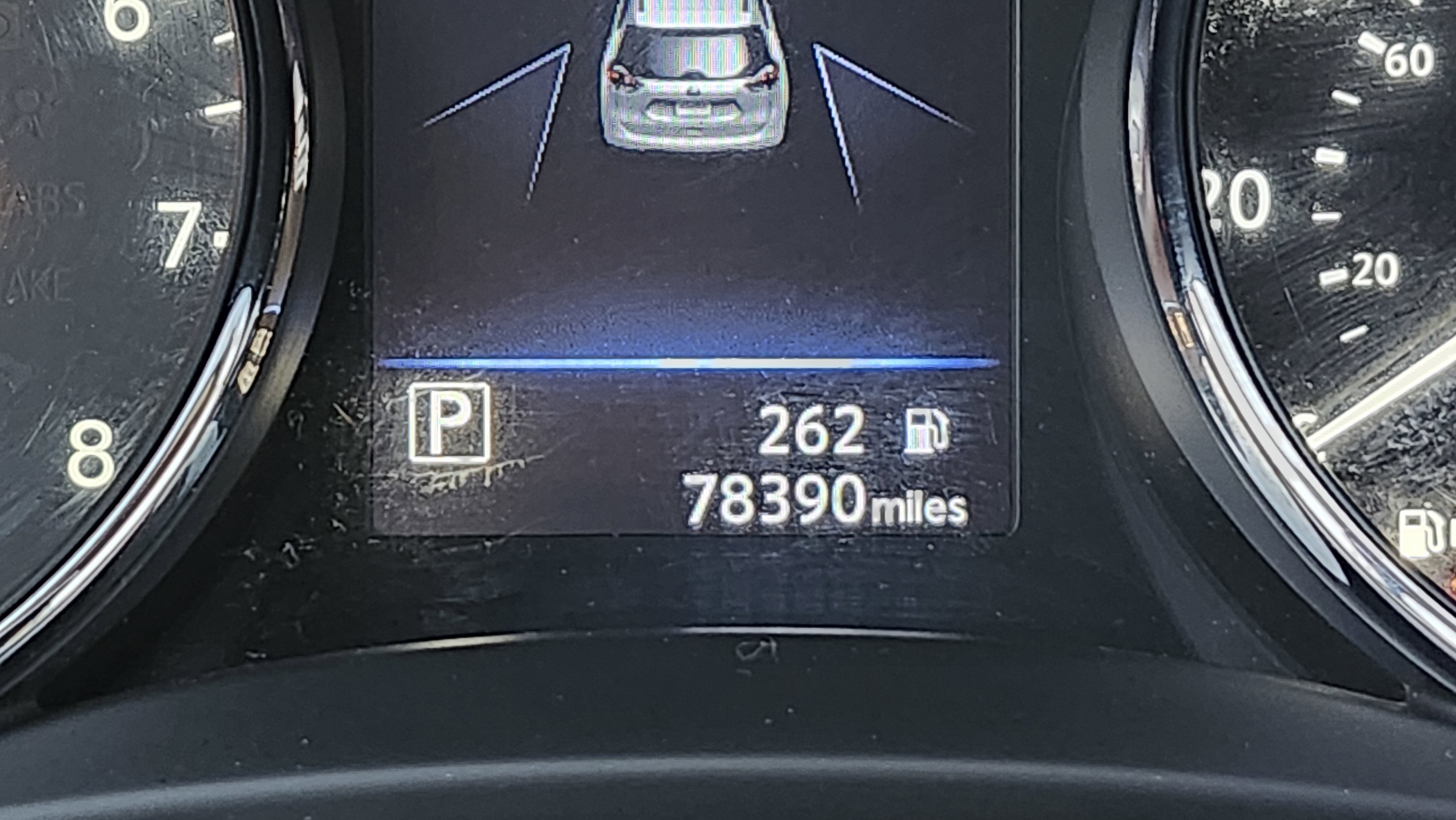 Used 2018 Nissan Rogue SV image 30