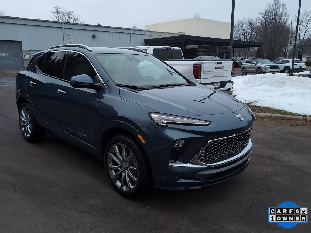 Used 2024 Buick Encore GX Avenir w/ Avenir Convenience Package image 2