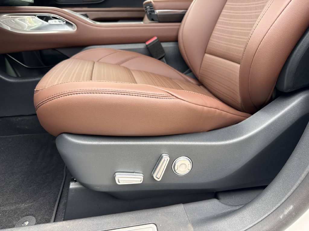 New 2026 Lincoln Nautilus Reserve AWD/4WD image 20