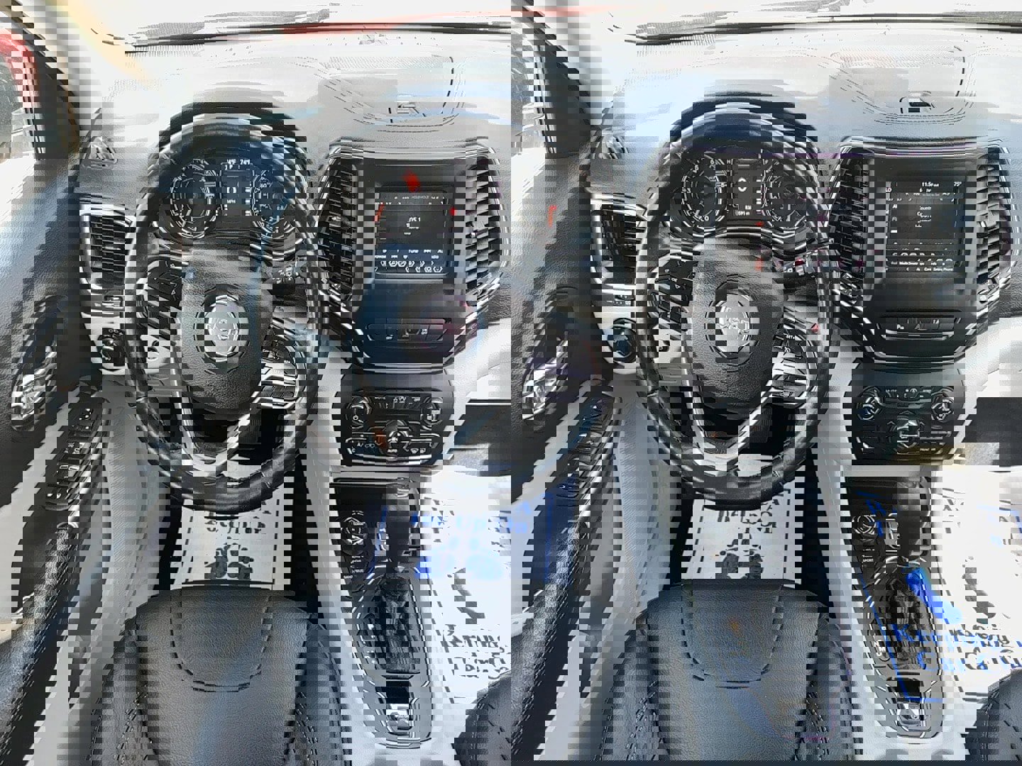 Used 2020 Jeep Cherokee Latitude Lux w/ Comfort/Convenience Group image 15