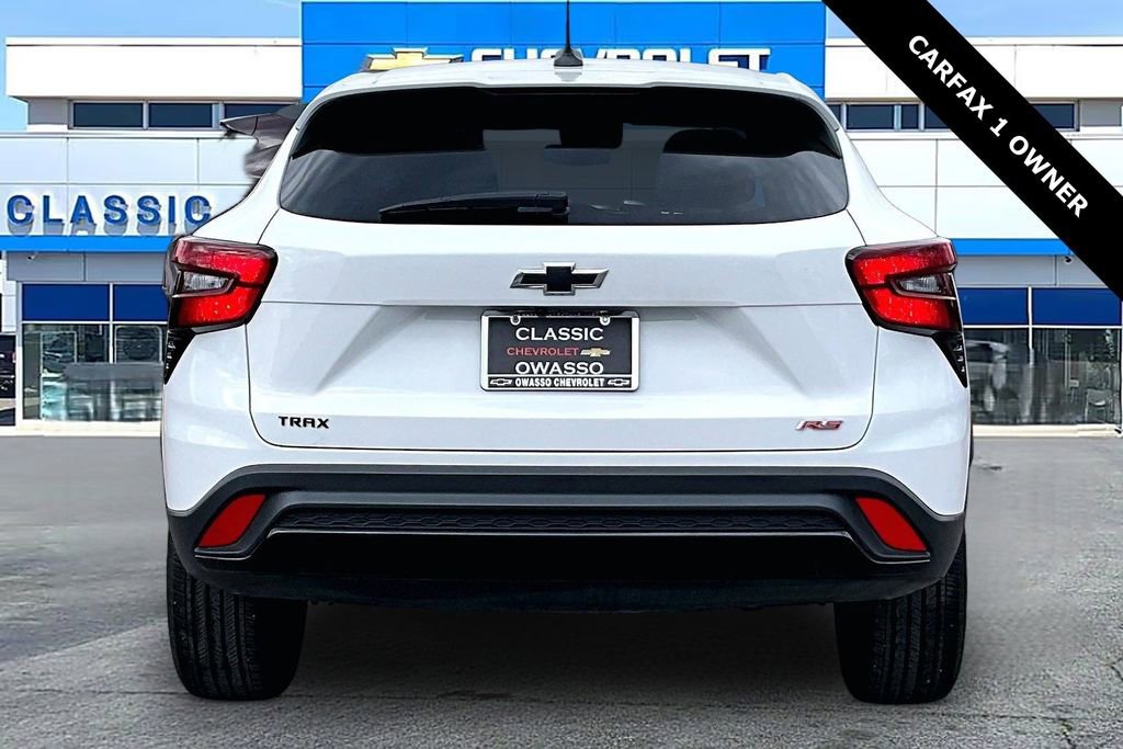 Used 2024 Chevrolet Trax RS image 6
