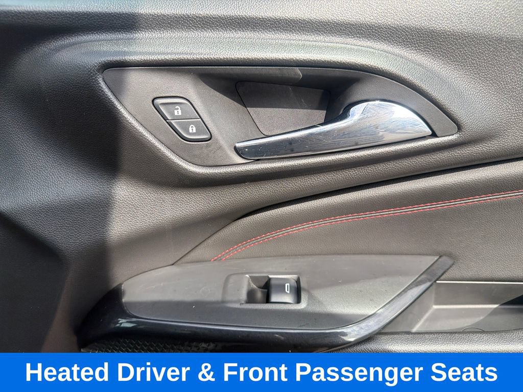 Used 2024 Chevrolet Trax RS FWD image 23