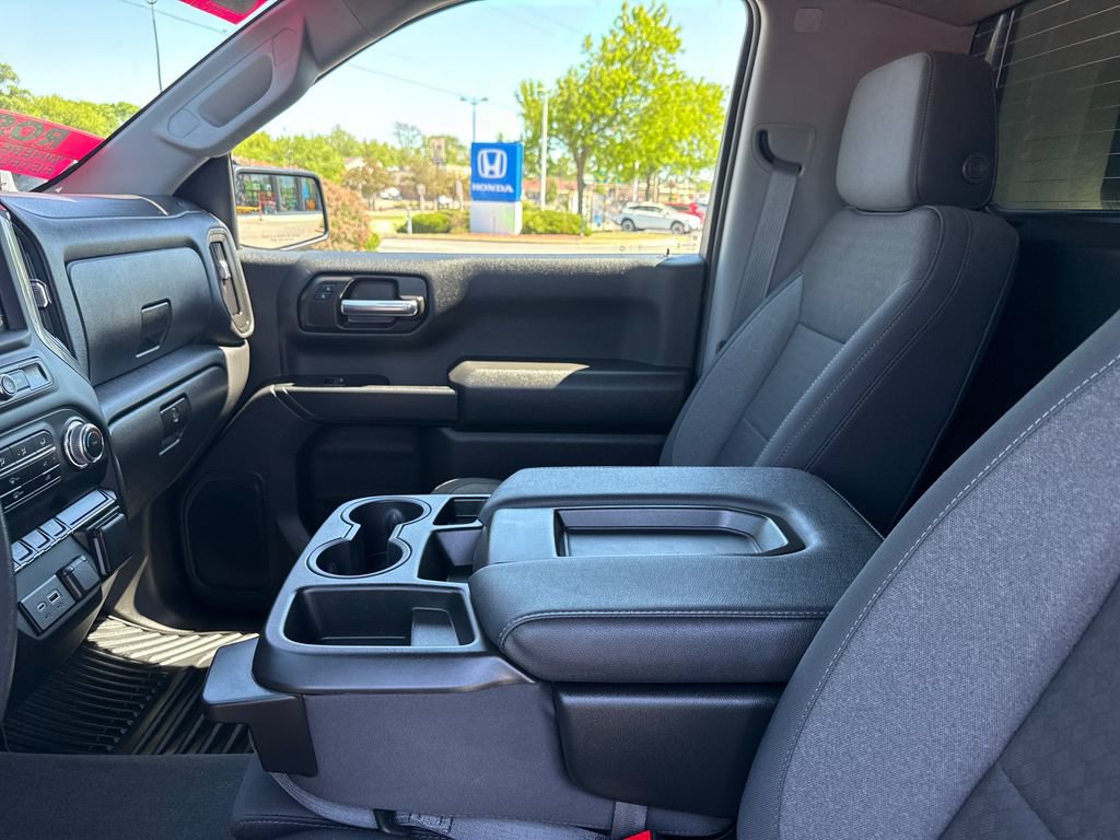 Used 2025 GMC Sierra 1500 Pro w/ Pro Value Package AWD/4WD image 13
