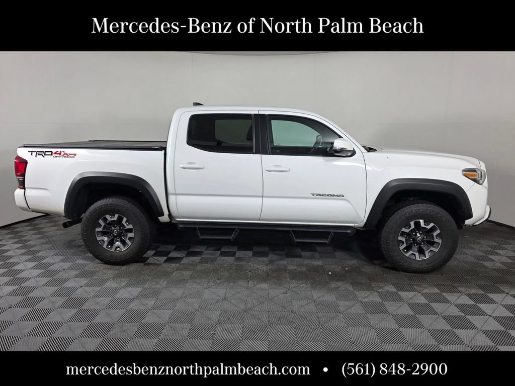 Used 2019 Toyota Tacoma TRD Off-Road AWD/4WD image 7