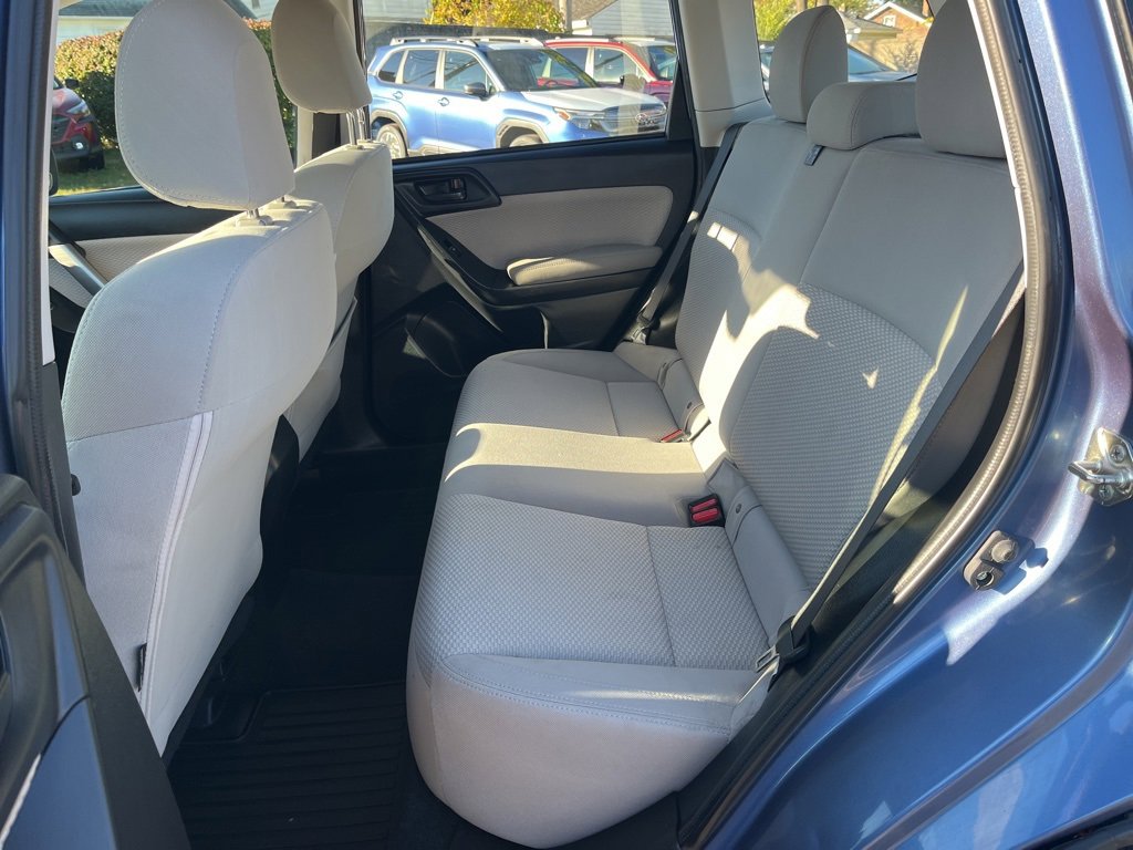 Used 2018 Subaru Forester 2.5i w/ Alloy Wheel Package image 10