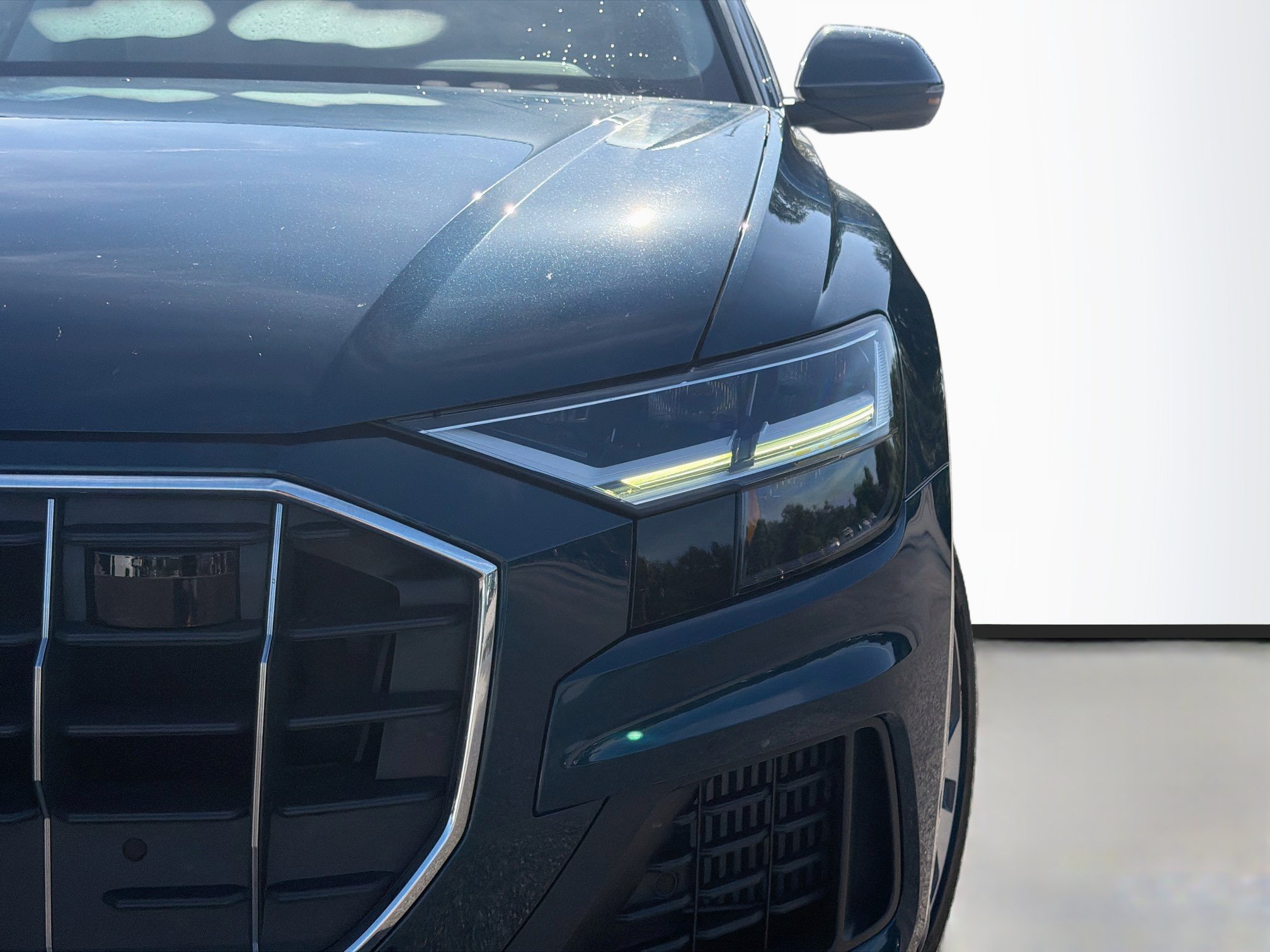 Used 2019 Audi Q8 Premium Plus AWD/4WD image 9