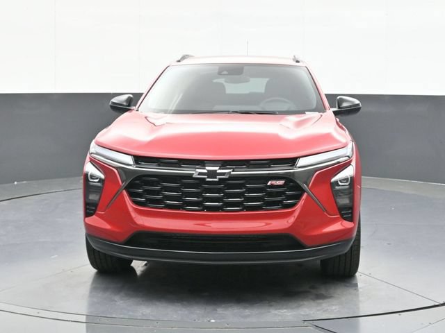 New 2026 Chevrolet Trax RS w/ Driver Confidence Package FWD video 2