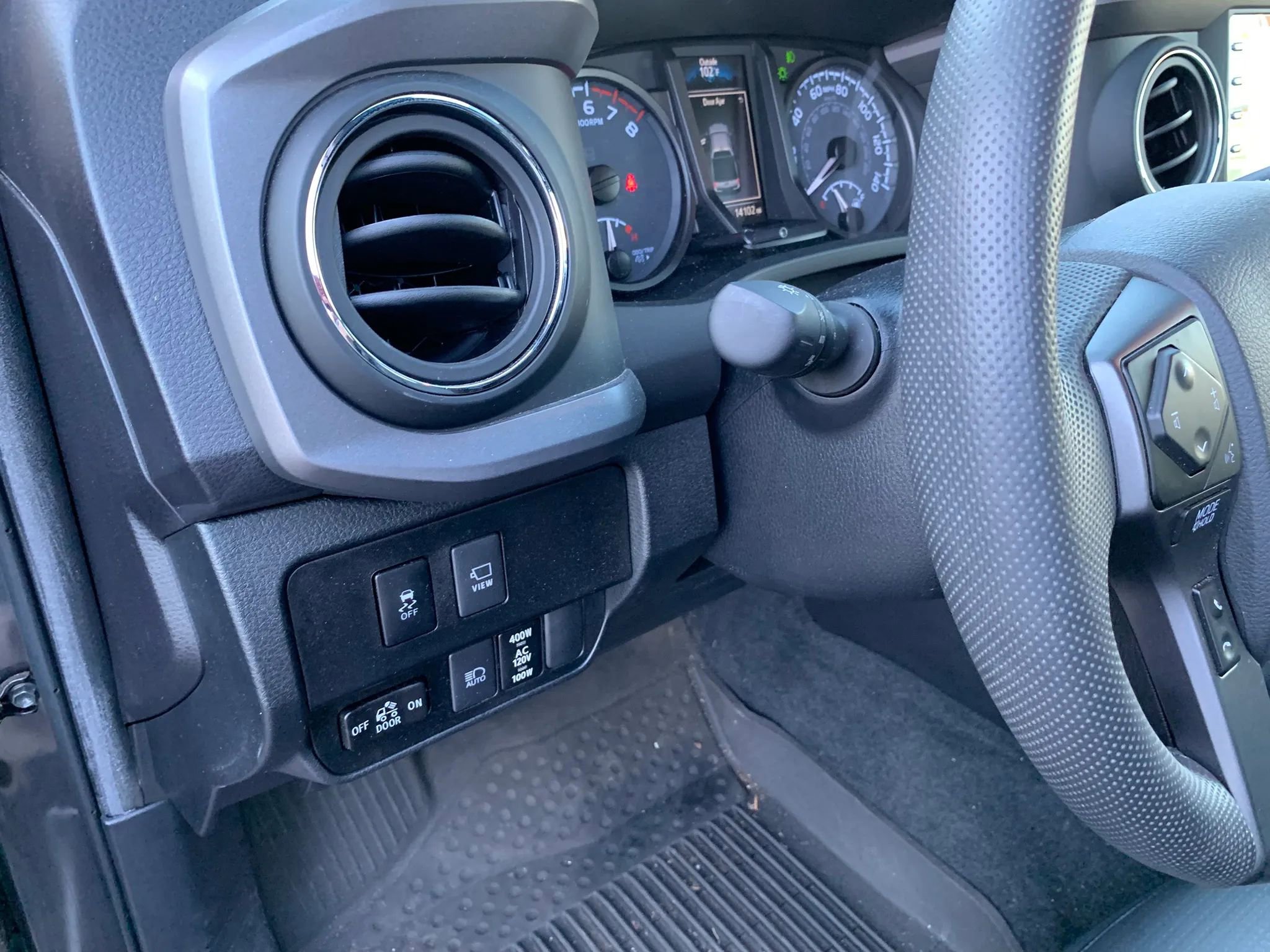 Used 2022 Toyota Tacoma TRD Sport w/ TRD Premium Sport Package image 14