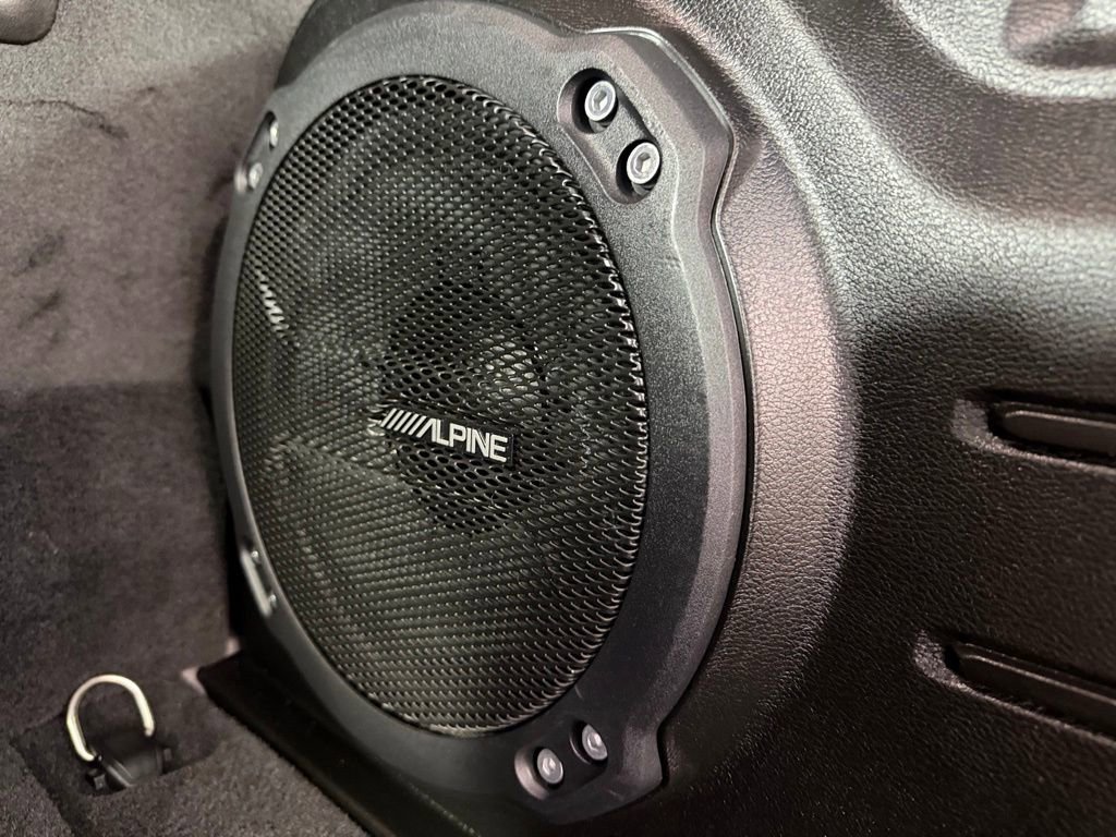 Used 2022 Jeep Wrangler Unlimited Sahara w/ Cold Weather Group image 31