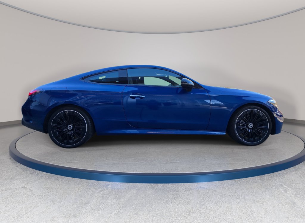Used 2025 Mercedes-Benz CLE 300 4MATIC Coupe image 5