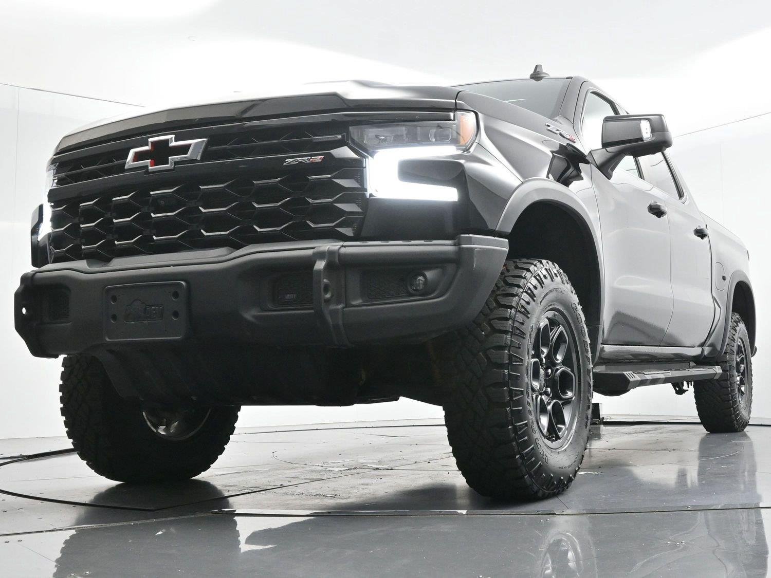Used 2023 Chevrolet Silverado 1500 ZR2 w/ ZR2 Bison Edition AWD/4WD image 47