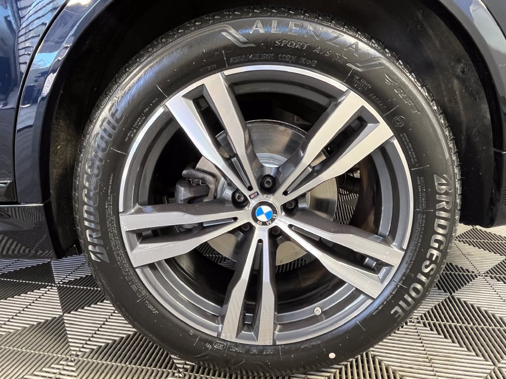 Used 2024 BMW X7 xDrive40i AWD/4WD image 14