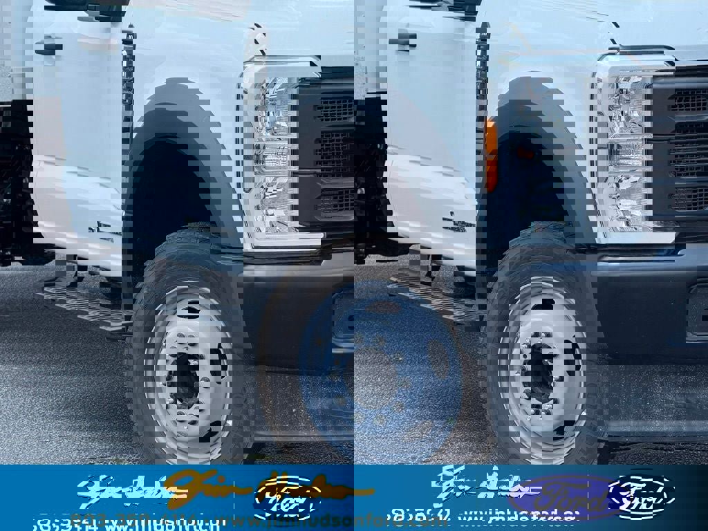 New 2025 Ford F550 2WD Regular Cab Super Duty image 2
