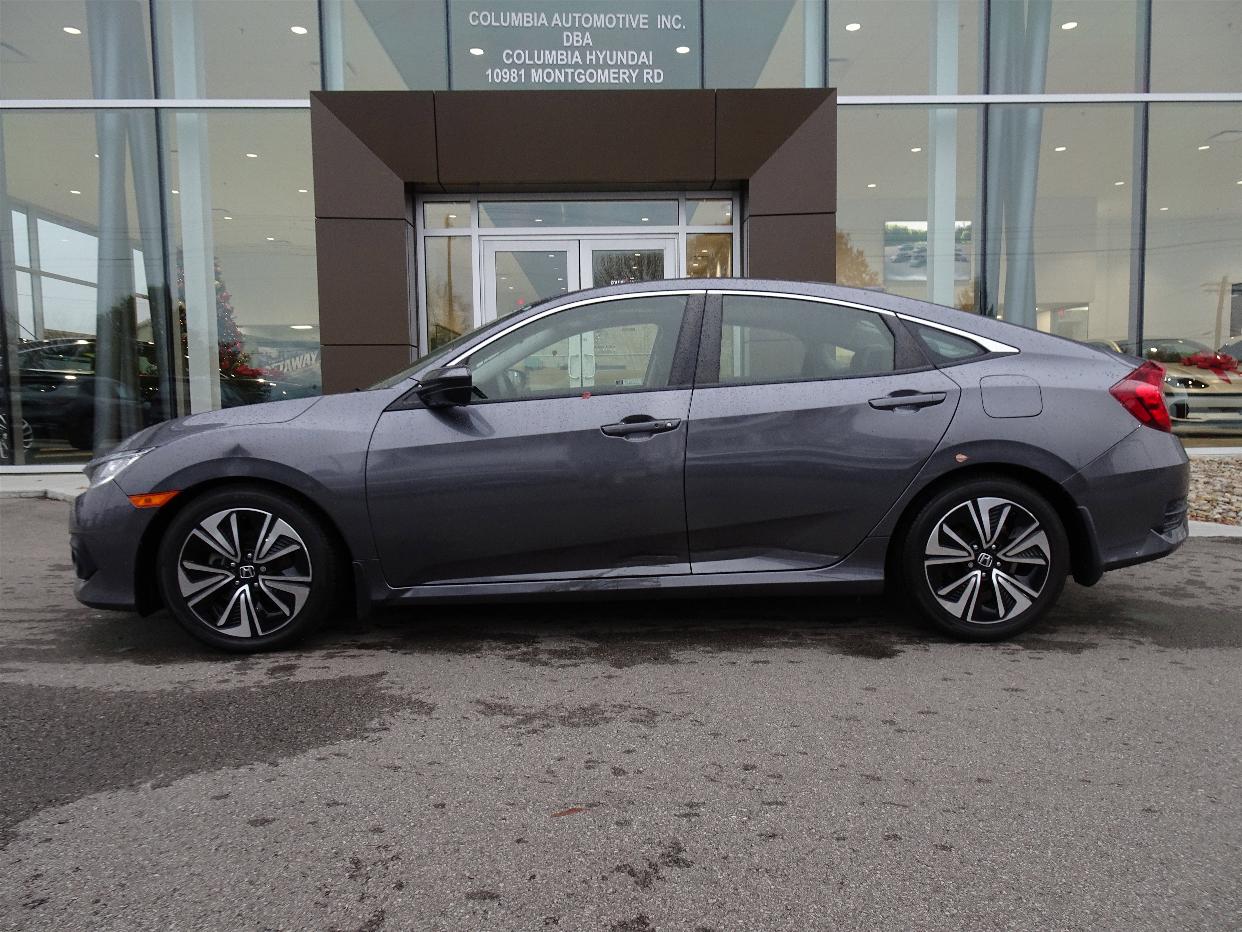 Used 2018 Honda Civic EX-T image 2