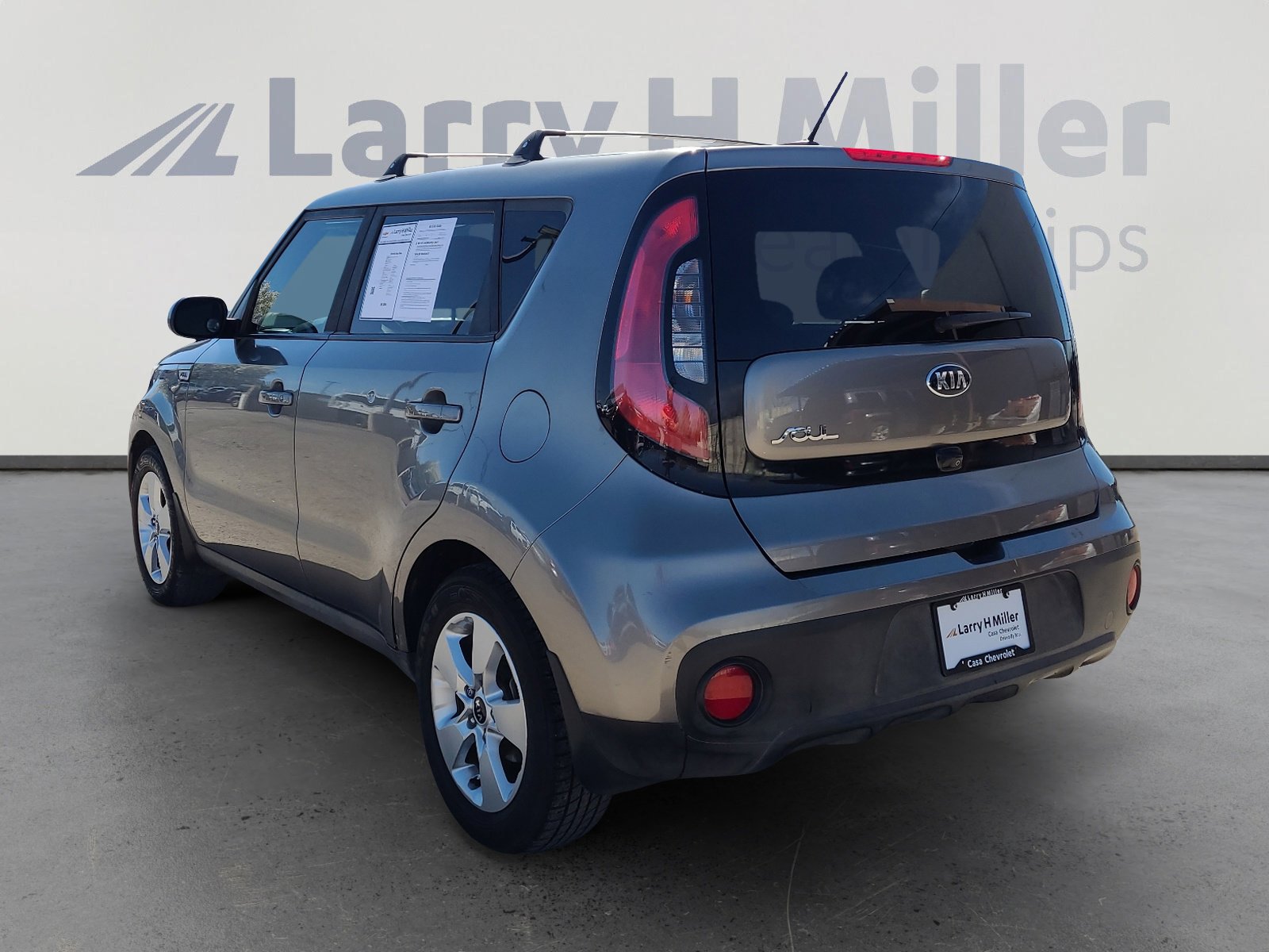 Used 2018 Kia Soul w/ Convenience Package image 3