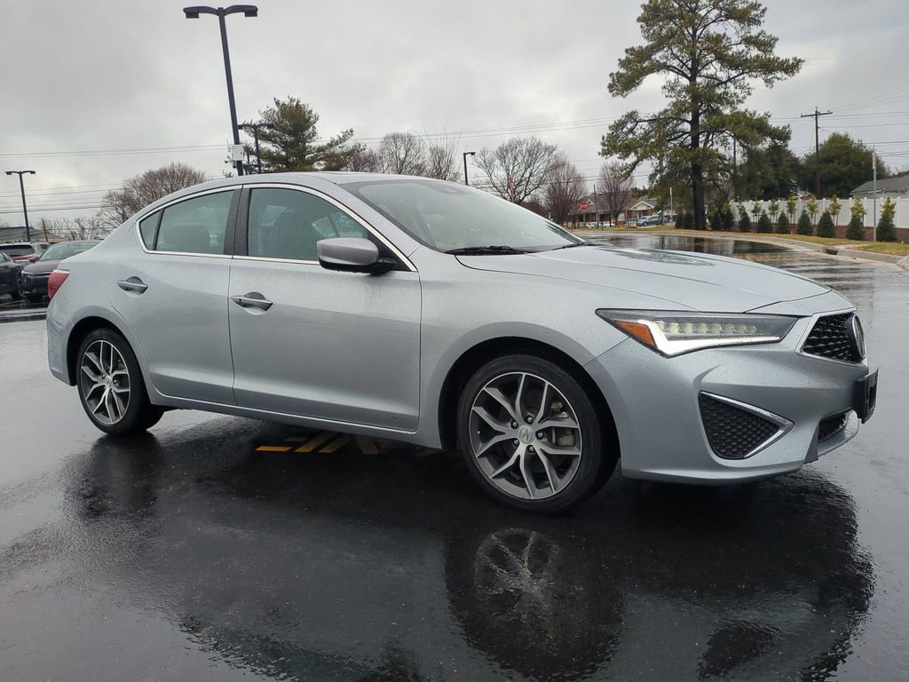 Used 2022 Acura ILX w/ Premium Package image 2