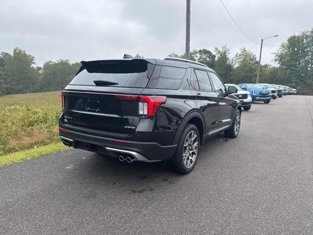 New 2025 Ford Explorer Platinum image 5