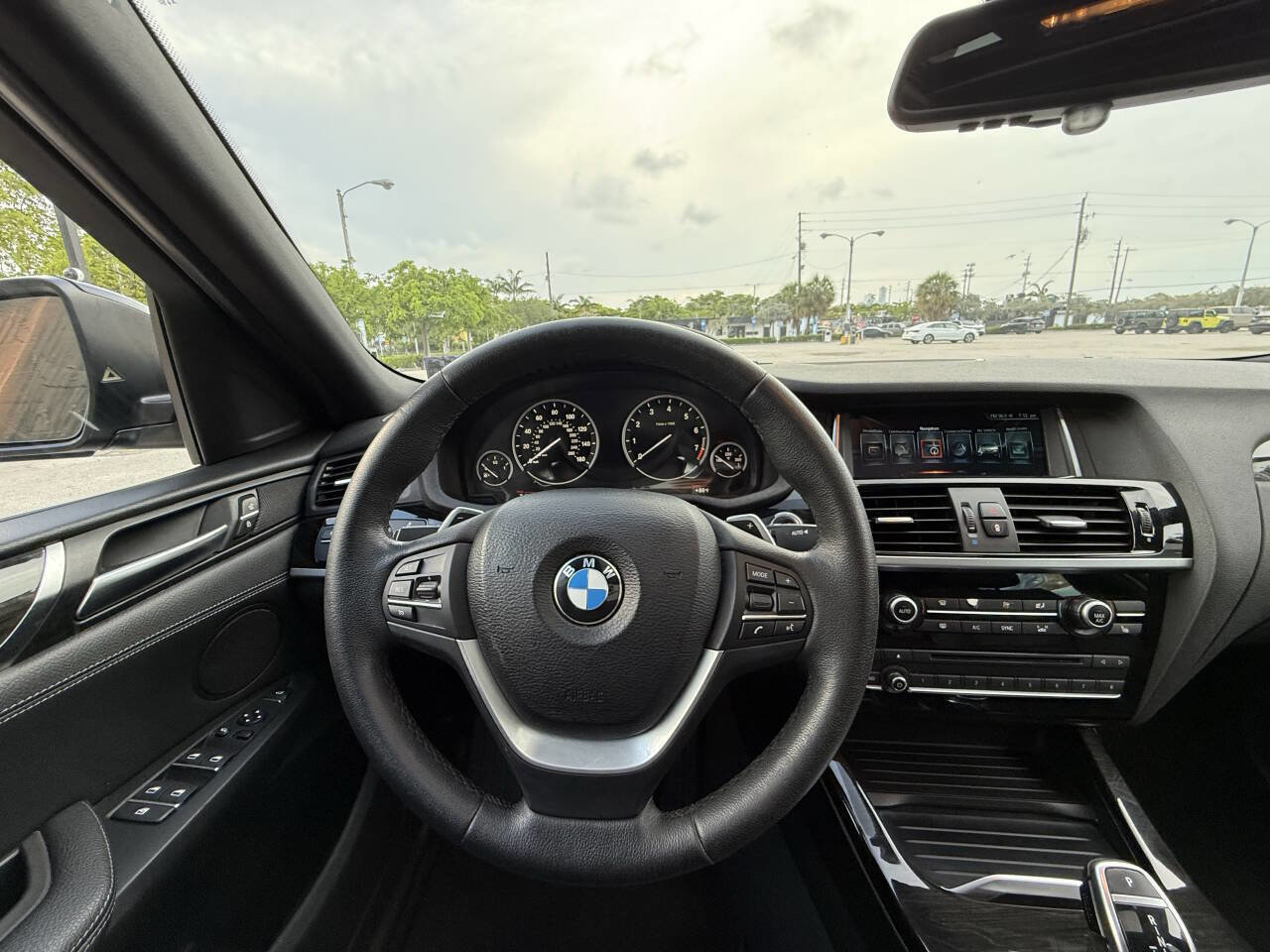 Used 2018 BMW X4 xDrive28i image 16