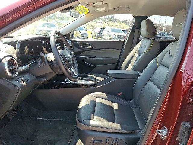 Used 2024 Chevrolet Trax ACTIV w/ Driver Confidence Package FWD image 9