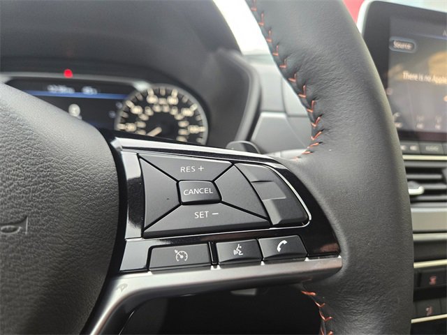 Used 2025 Nissan Altima 2.5 SR image 21