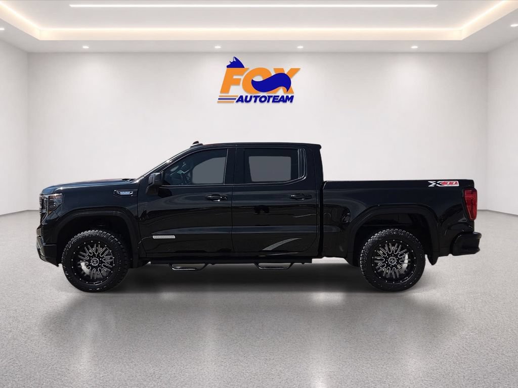 Used 2025 GMC Sierra 1500 Elevation RWD image 2
