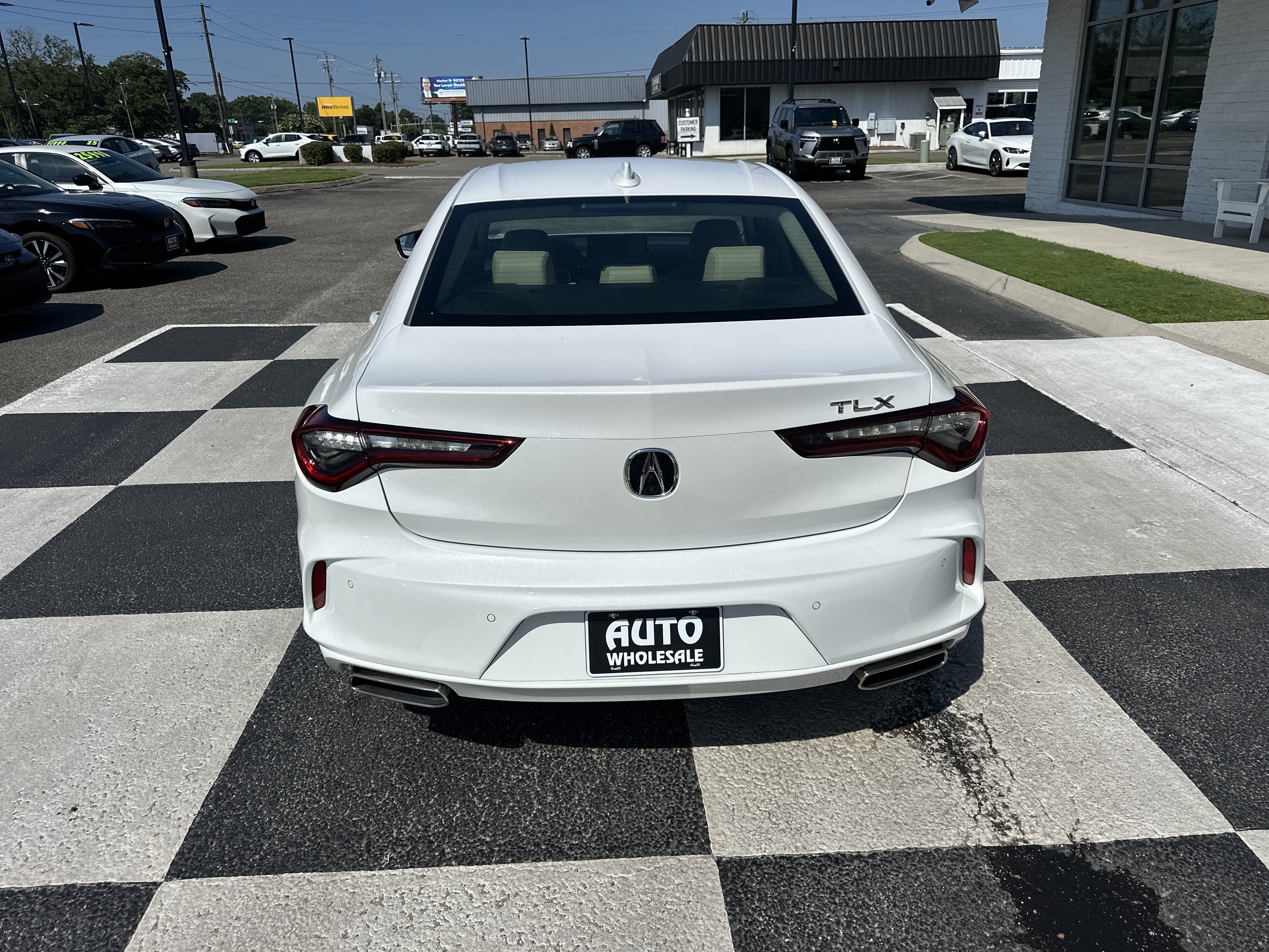 Used 2025 Acura TLX w/ Technology Package FWD image 4
