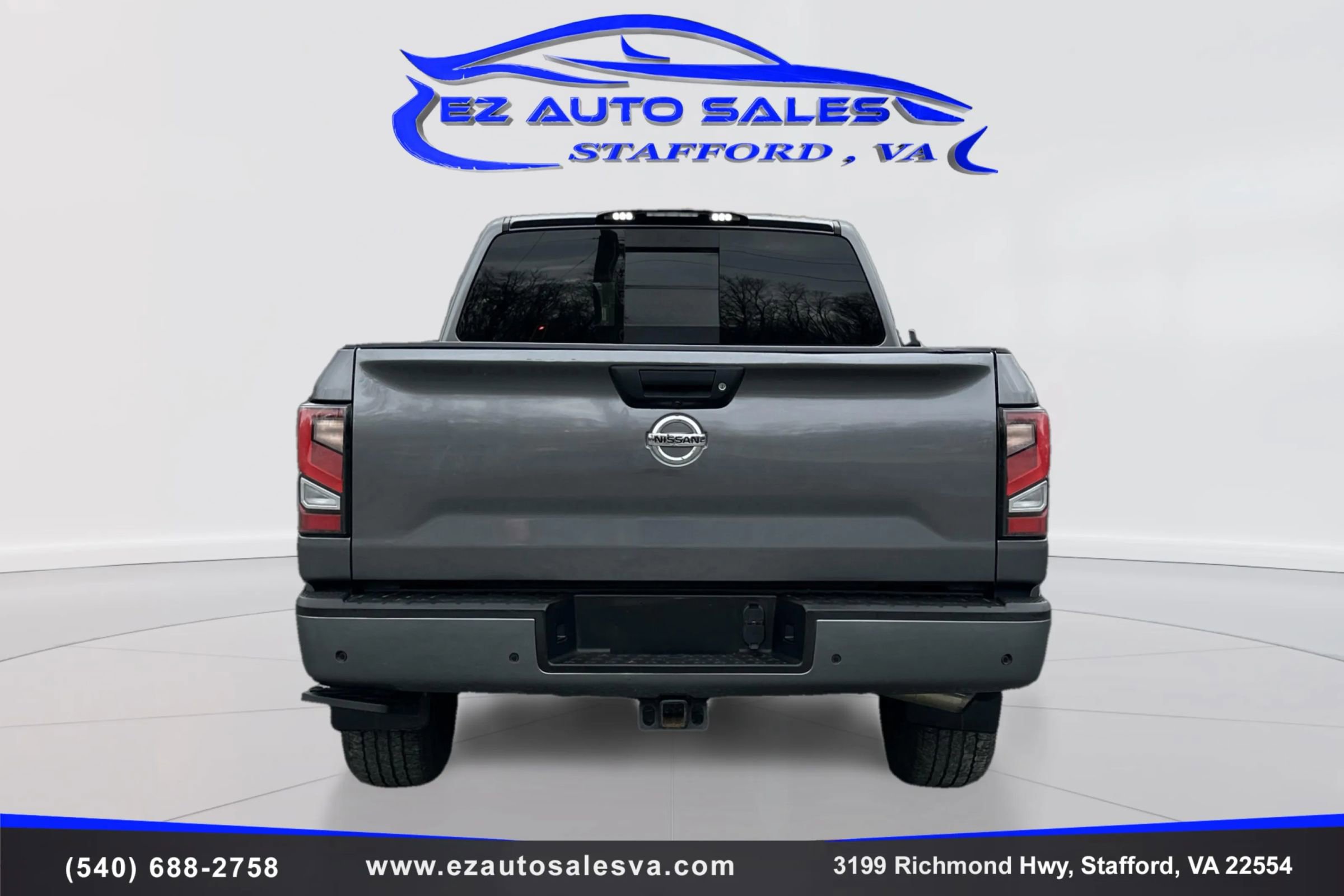 Used 2021 Nissan Titan Platinum Reserve w/ Moonroof Package image 6