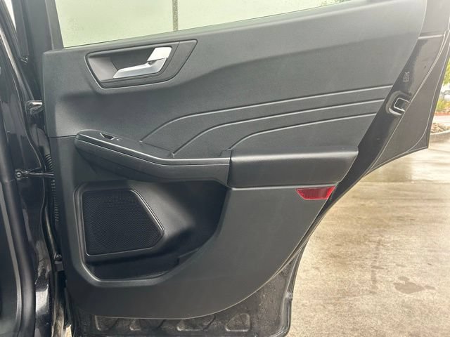 Used 2025 Ford Escape ST-Line AWD/4WD image 25