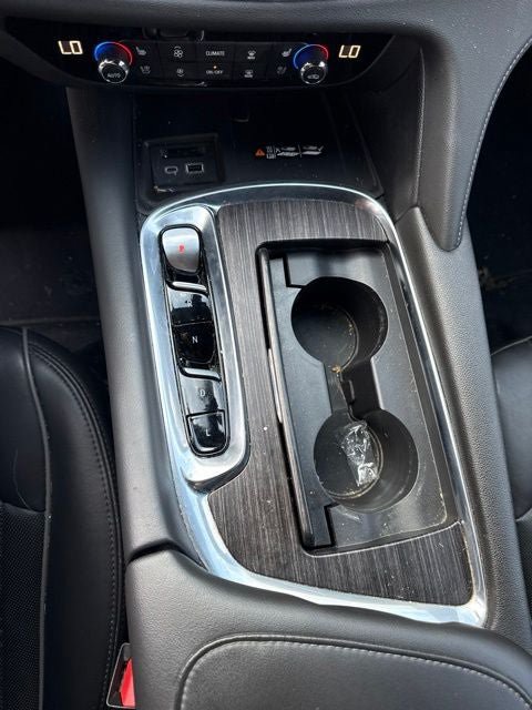 Used 2022 Buick Enclave Avenir w/ Avenir Technology Package AWD/4WD image 32