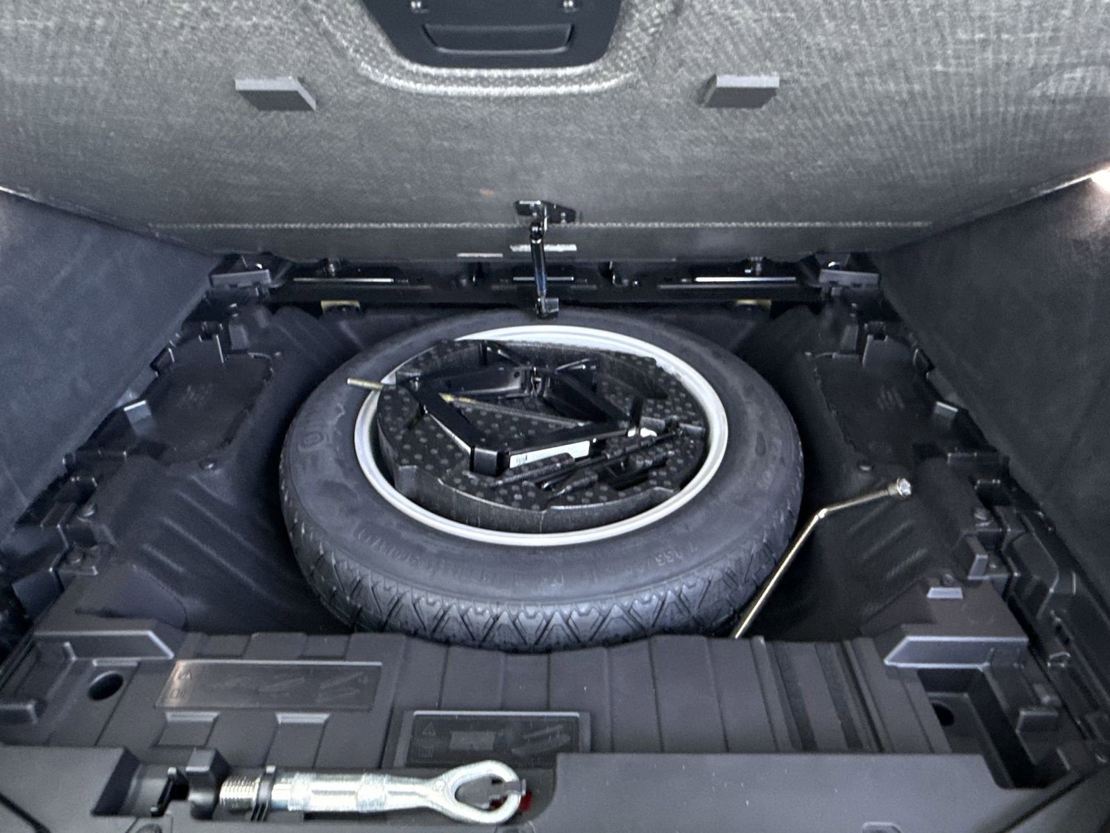 Used 2021 BMW X5 sDrive40i w/ M Sport Package image 35