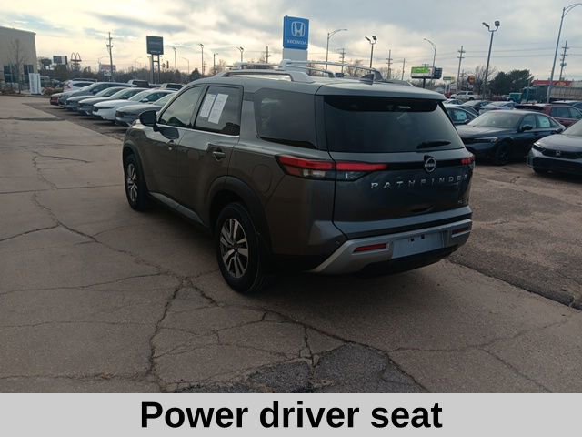 Used 2023 Nissan Pathfinder SL image 7