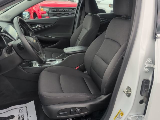 Used 2024 Chevrolet Malibu LT w/ Sport Edition FWD image 19