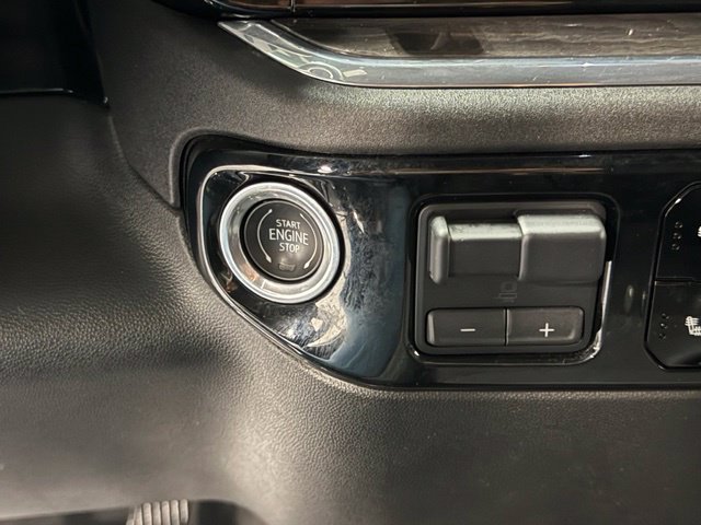 Used 2024 Chevrolet Silverado 2500 LTZ AWD/4WD image 17