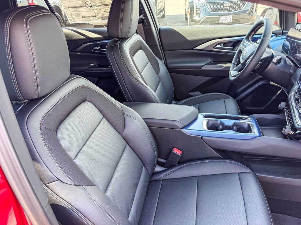 New 2026 Chevrolet Equinox EV LT image 15