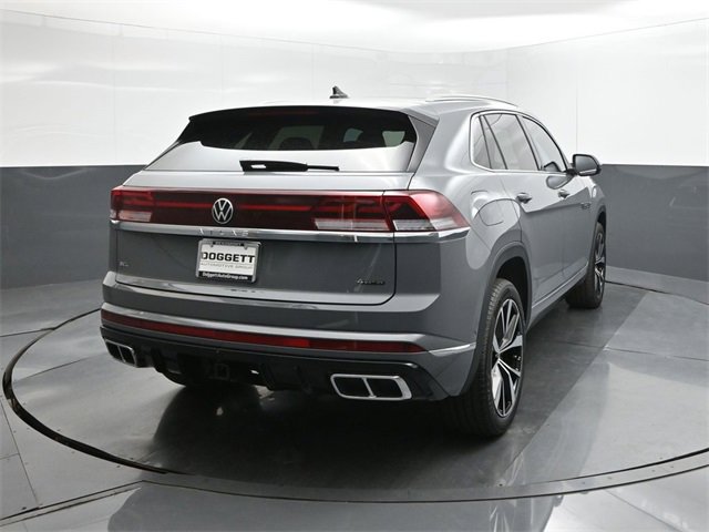 New 2025 Volkswagen Atlas Cross Sport SEL Premium R-Line image 11