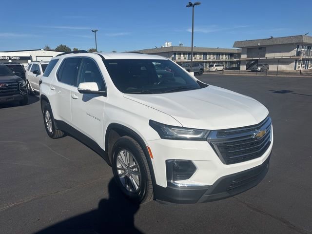 Used 2022 Chevrolet Traverse LT image 1