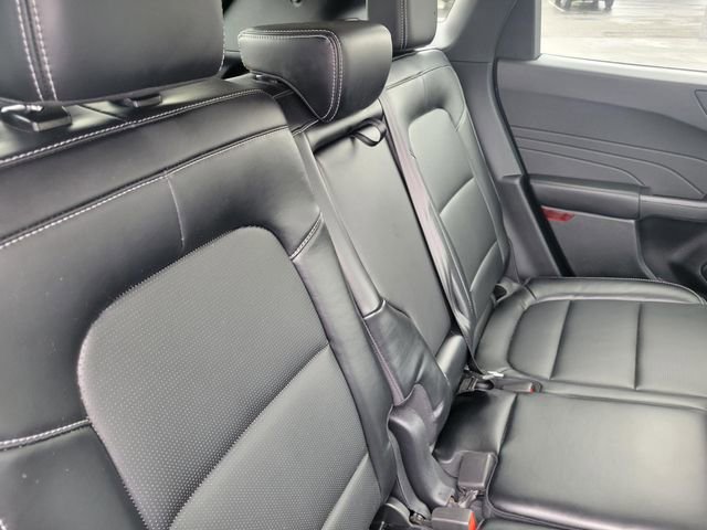 Used 2025 Ford Escape Platinum AWD/4WD image 29