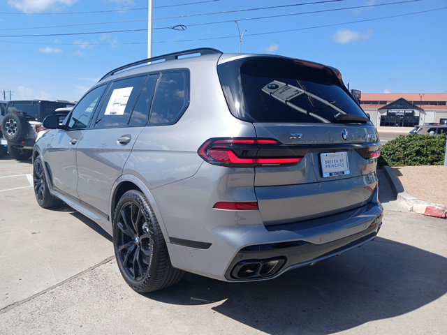 New 2027 BMW X7 M60i AWD/4WD image 7