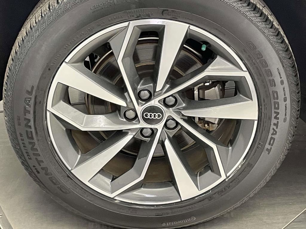 Certified 2022 Audi Q5 2.0T Premium Plus w/ Premium Plus Package image 13
