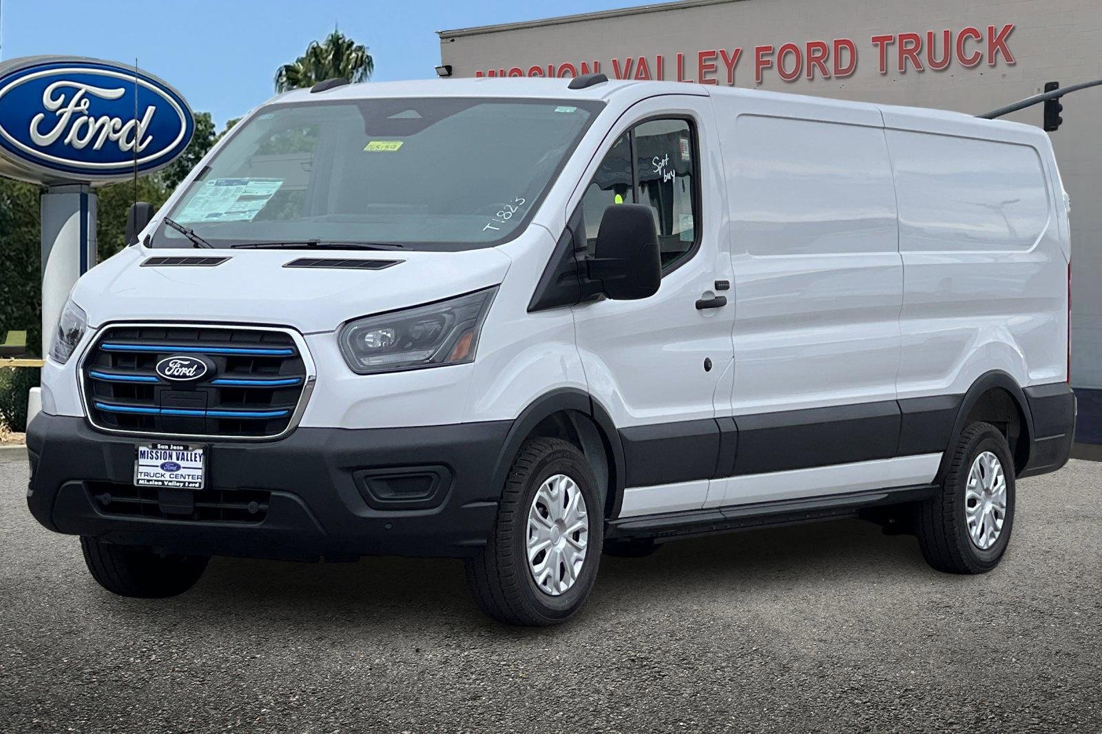 New 2026 Ford E-Transit Low Roof w/ Load Area Protection Package image 8
