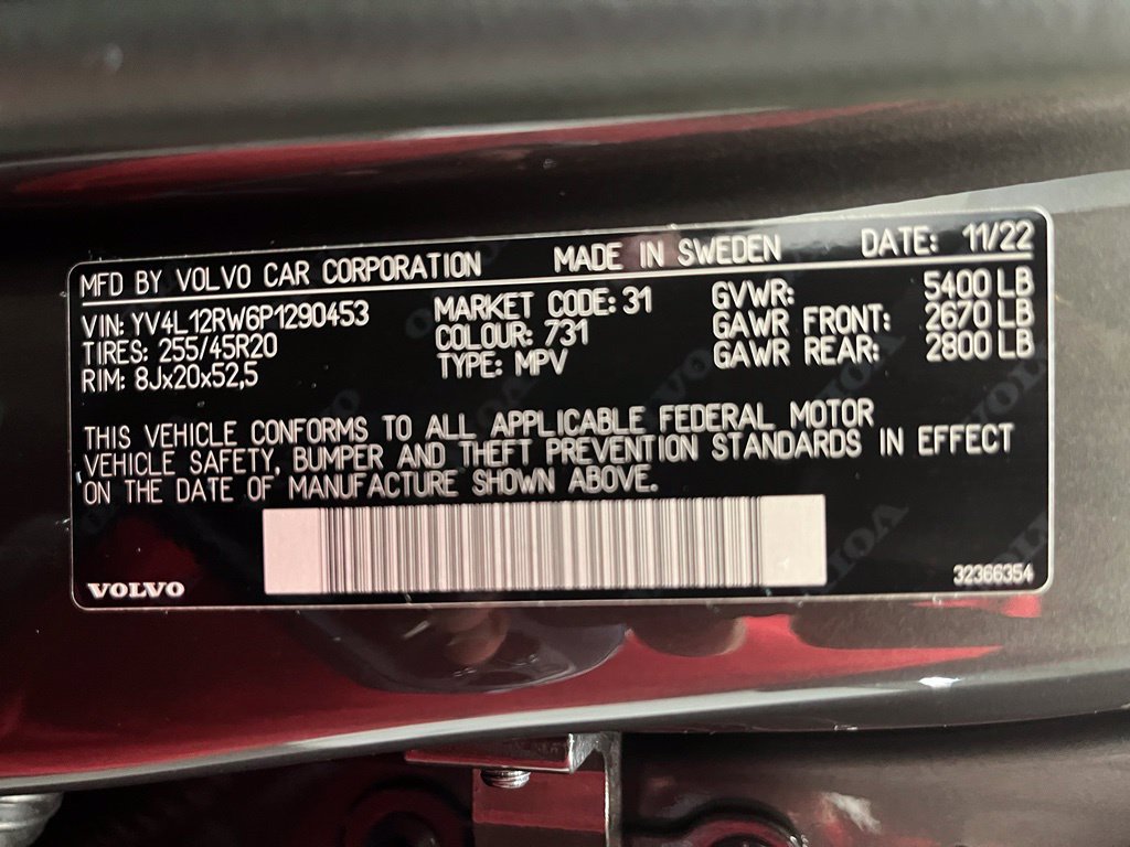 Used 2023 Volvo XC60 B5 Plus w/ Protection Package Premier AWD/4WD image 24