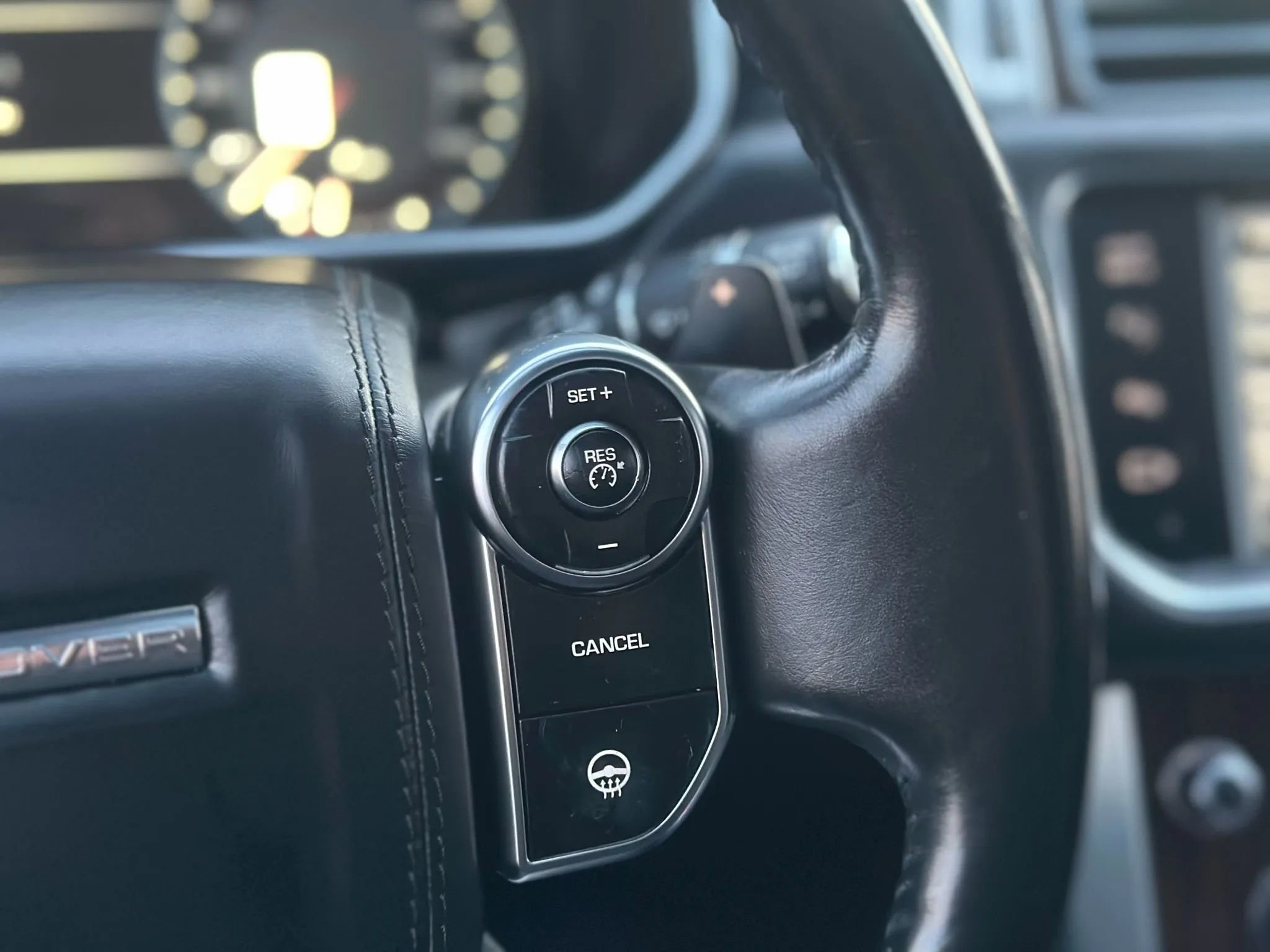 Used 2015 Land Rover Range Rover Supercharged image 55