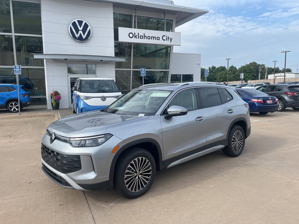 New 2025 Volkswagen Tiguan S