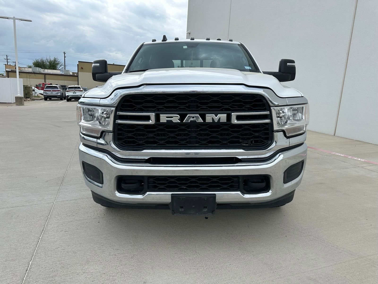 Used 2024 RAM 3500 Tradesman w/ Chrome Appearance Group image 2
