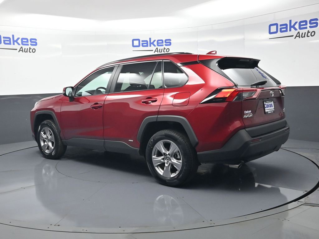 Used 2025 Toyota RAV4 XLE w/ Convenience Package image 6