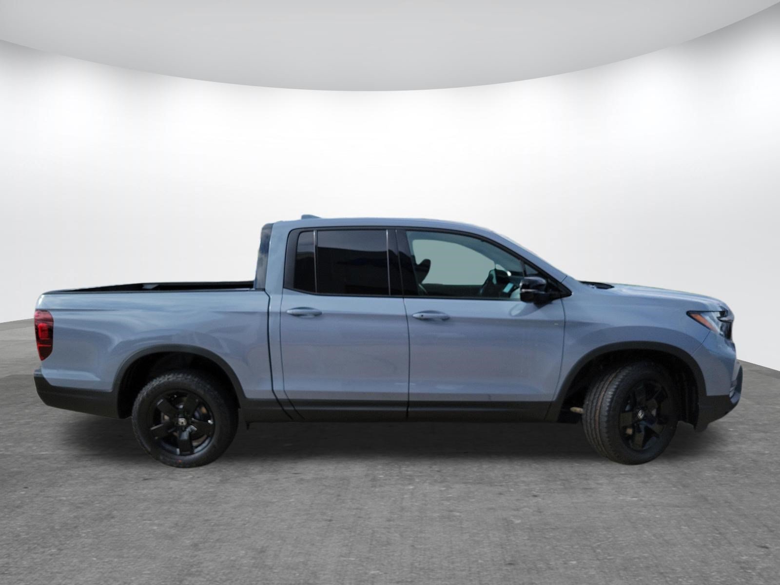 New 2026 Honda Ridgeline Black Edition image 4