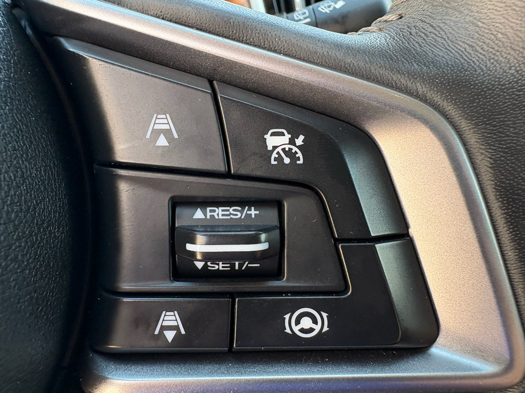 Used 2020 Subaru Outback Touring AWD/4WD image 16