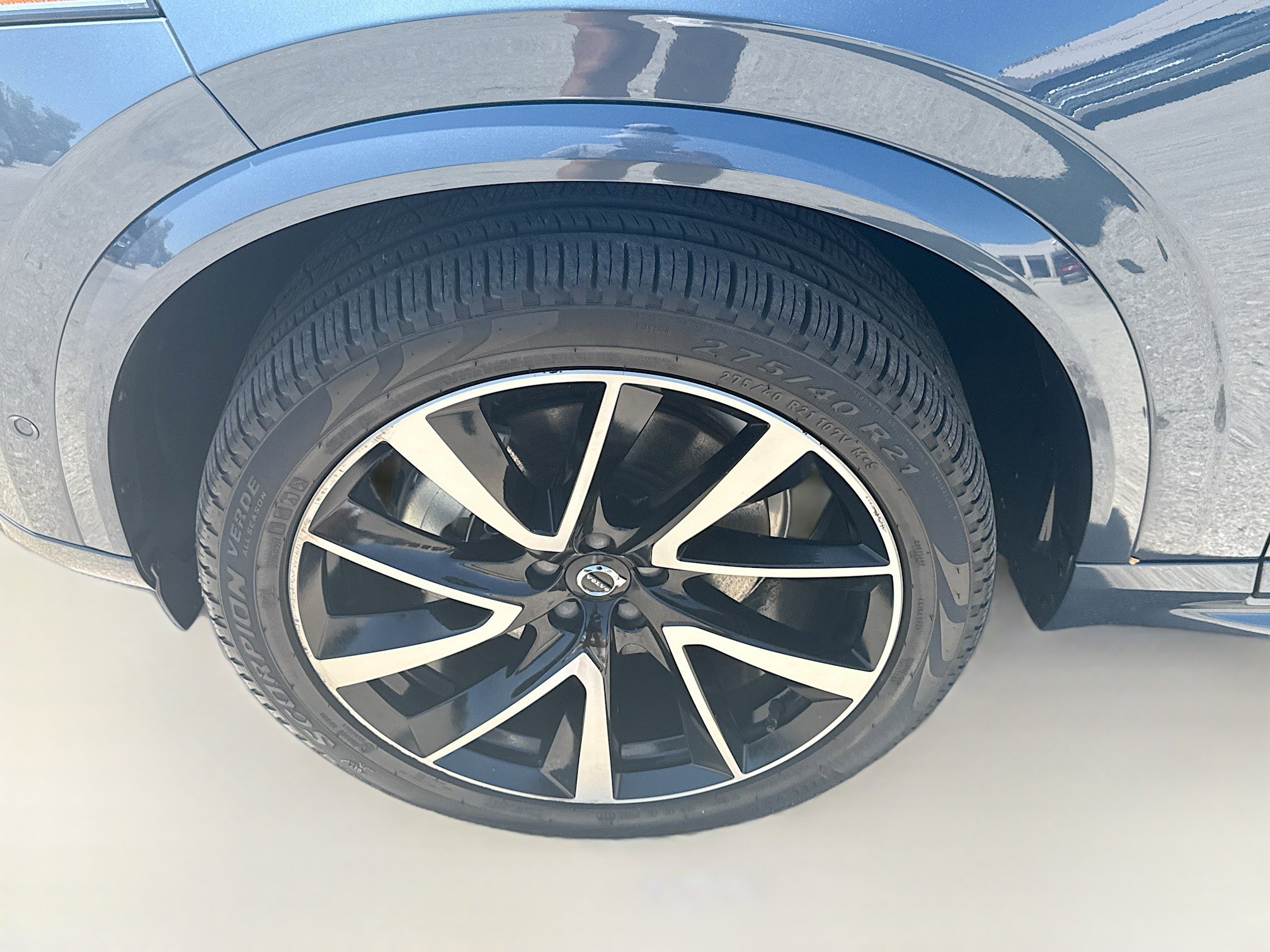 Used 2023 Volvo XC90 B5 Plus w/ Protection Package Premier AWD/4WD image 35